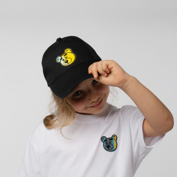 Czapka z Daszkiem Legii Warszawa z Grafiką Misia Kazka